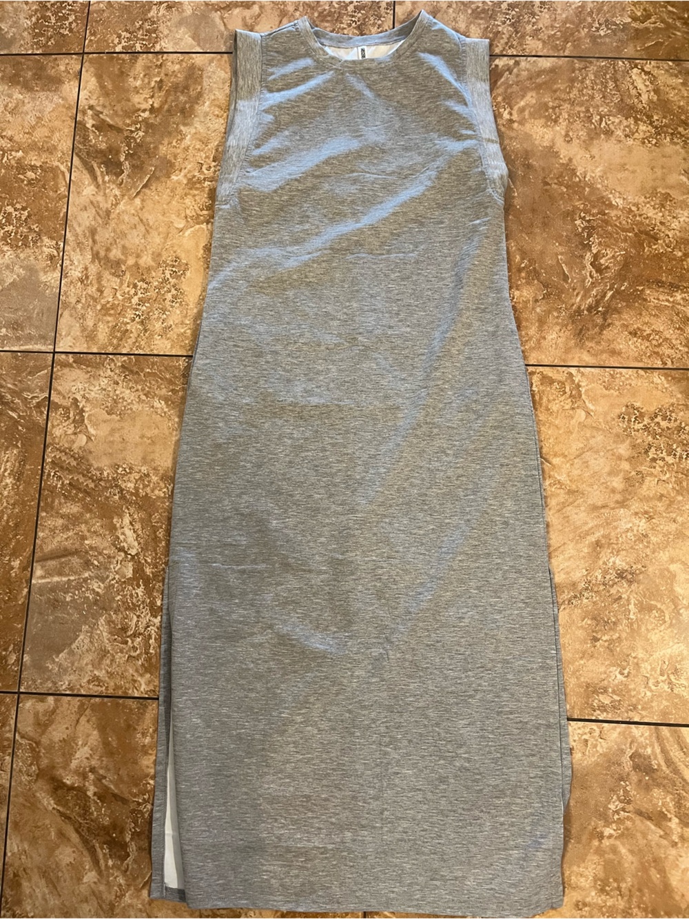 GRECERELLE Heather Grey Sleeveless Tank Maxi Dress with Pockets - Size M